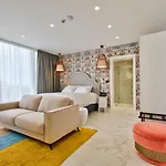 Holm Boutique & - Ik Collection מלון 4*