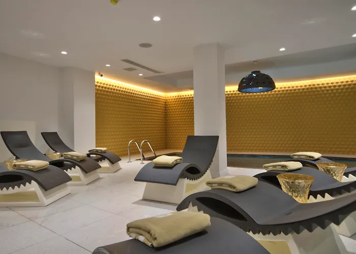 Holm Boutique & - Ik Collection