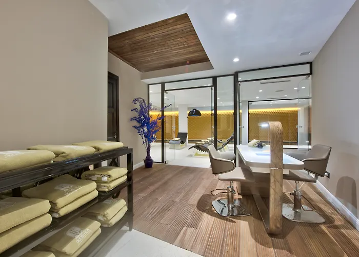 Holm Boutique & - Ik Collection 4* San Ġiljan