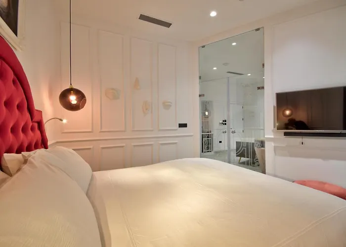 Holm Boutique & - Ik Collection 4* San Ġiljan