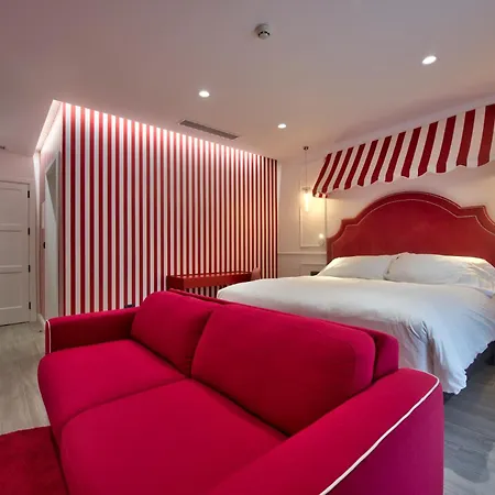 Holm Boutique & - Ik Collection St. Julian's