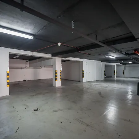 Holm Boutique & - Ik Collection