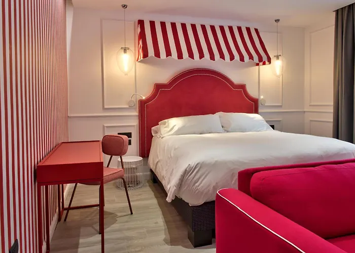 Ξενοδοχείο Holm Boutique & - Ik Collection 4*