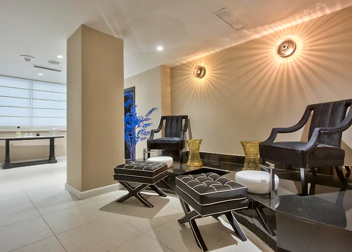 Holm Boutique & - Ik Collection