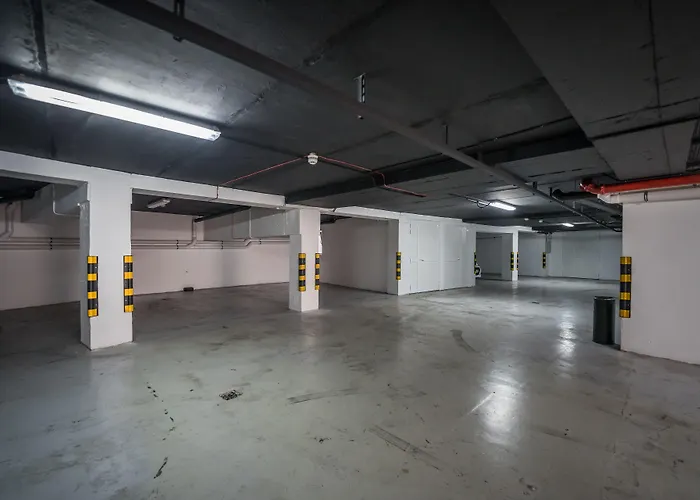 Holm Boutique & - Ik Collection